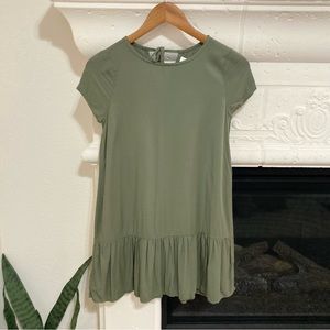 Girls Crazy 8 Olive Green Dress Short Sleeve Ruffle Hem Size 10 / 12 Large L